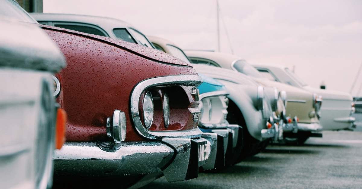 Cars-Lined-Up-On-Street
