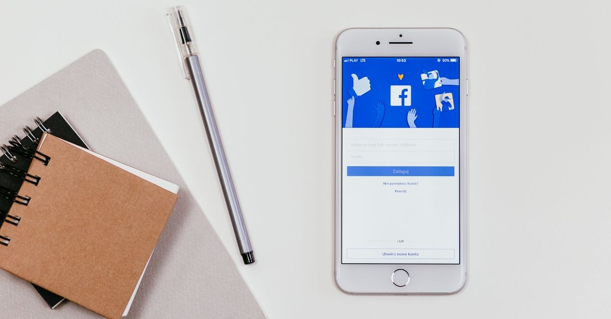 2020.03.31 4 Facebook Tools to Engage & Inform Automotive Shoppers Blog Image - Dealer Teamwork